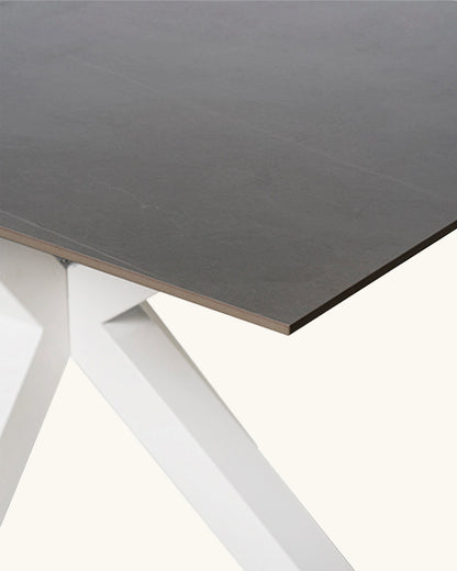 Tabita // 160 Gris-blanco