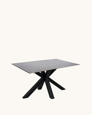 Tabita // 140 Gris-negro