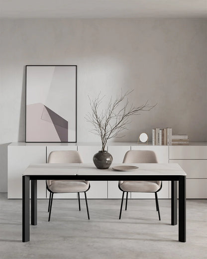 Beatrix // Branco-preto 120 cm